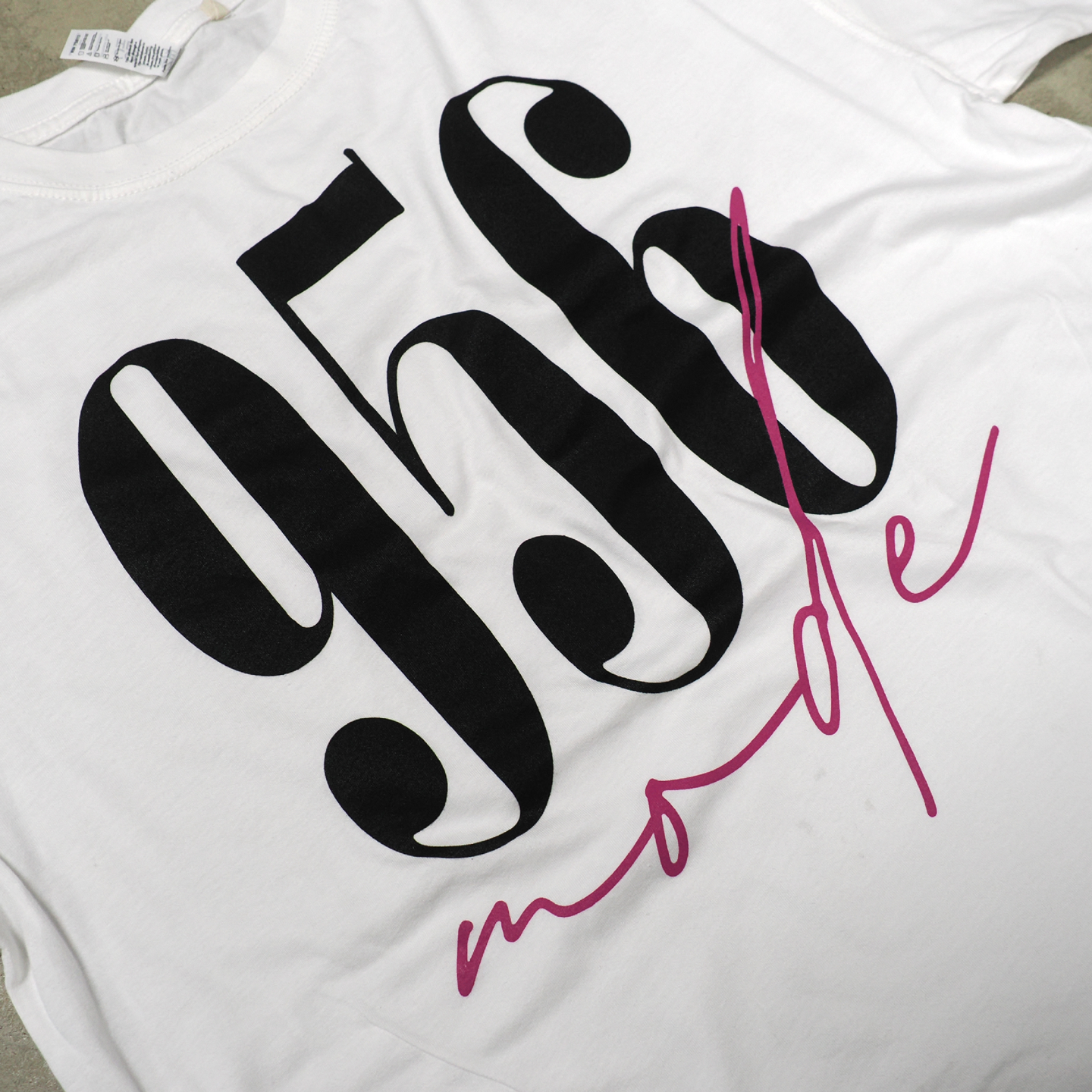 956 Mode Tee